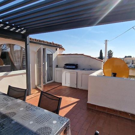Maison De Vacances Avec Amarre Empuriabrava Exterior photo